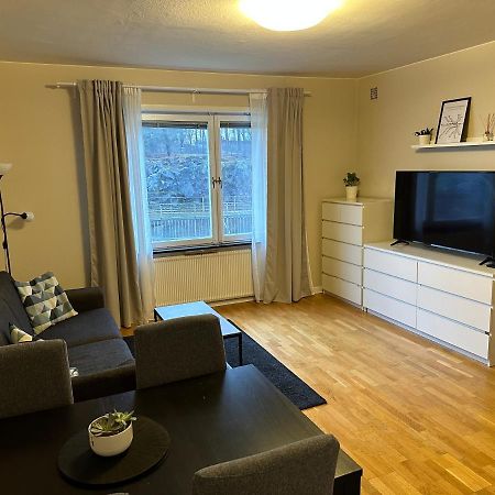 Mysiga Och Smidiga Lagenheter I Stockholm Appartamento Esterno foto